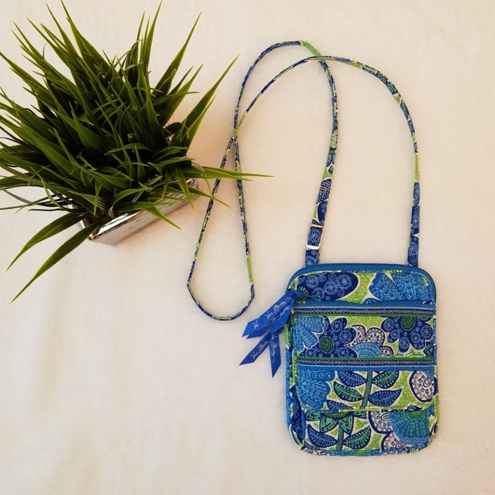 Vera Bradley Doodle Daisy Crossbody